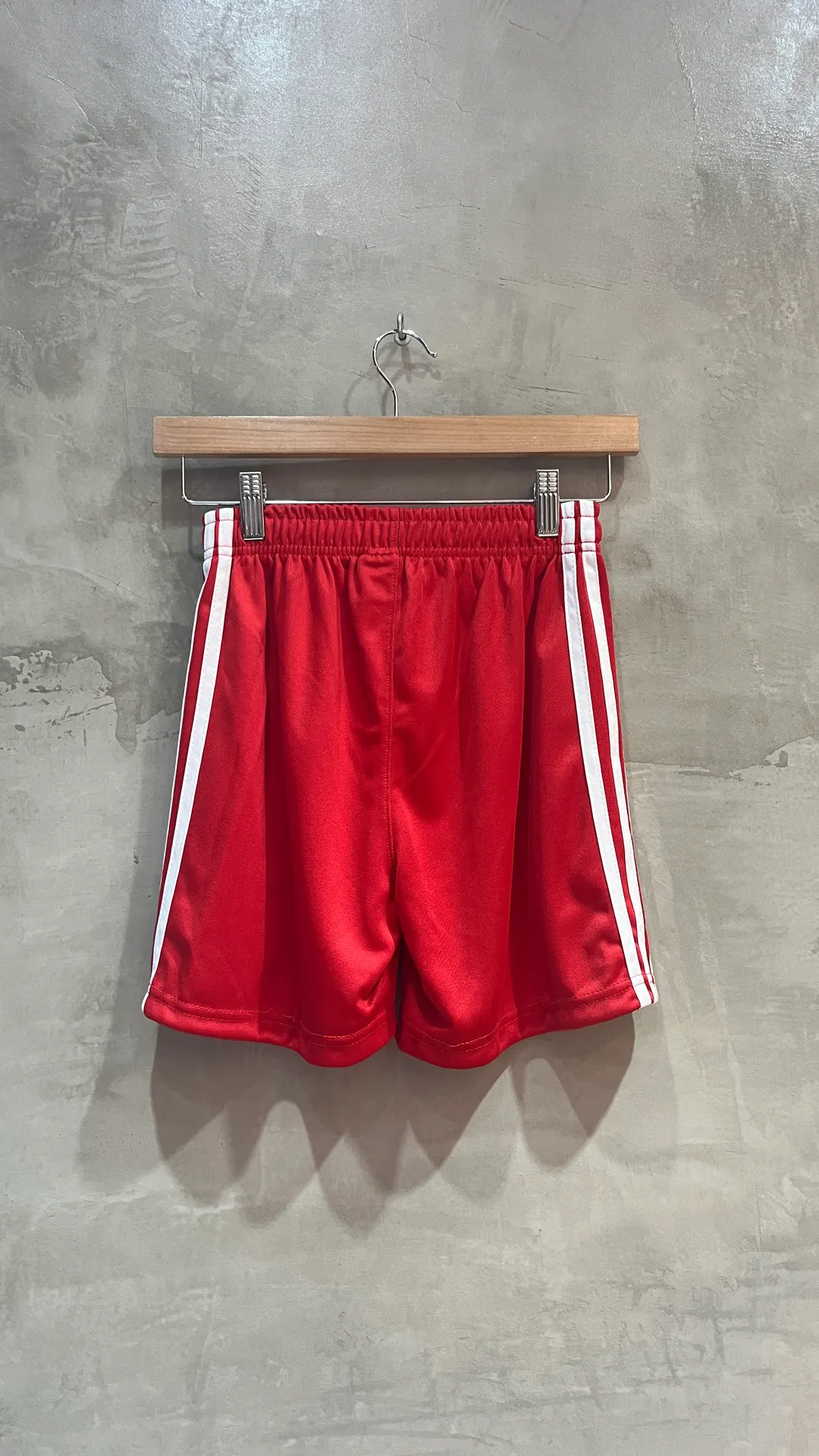 Short ancho color rojo — foto 2 de 2
